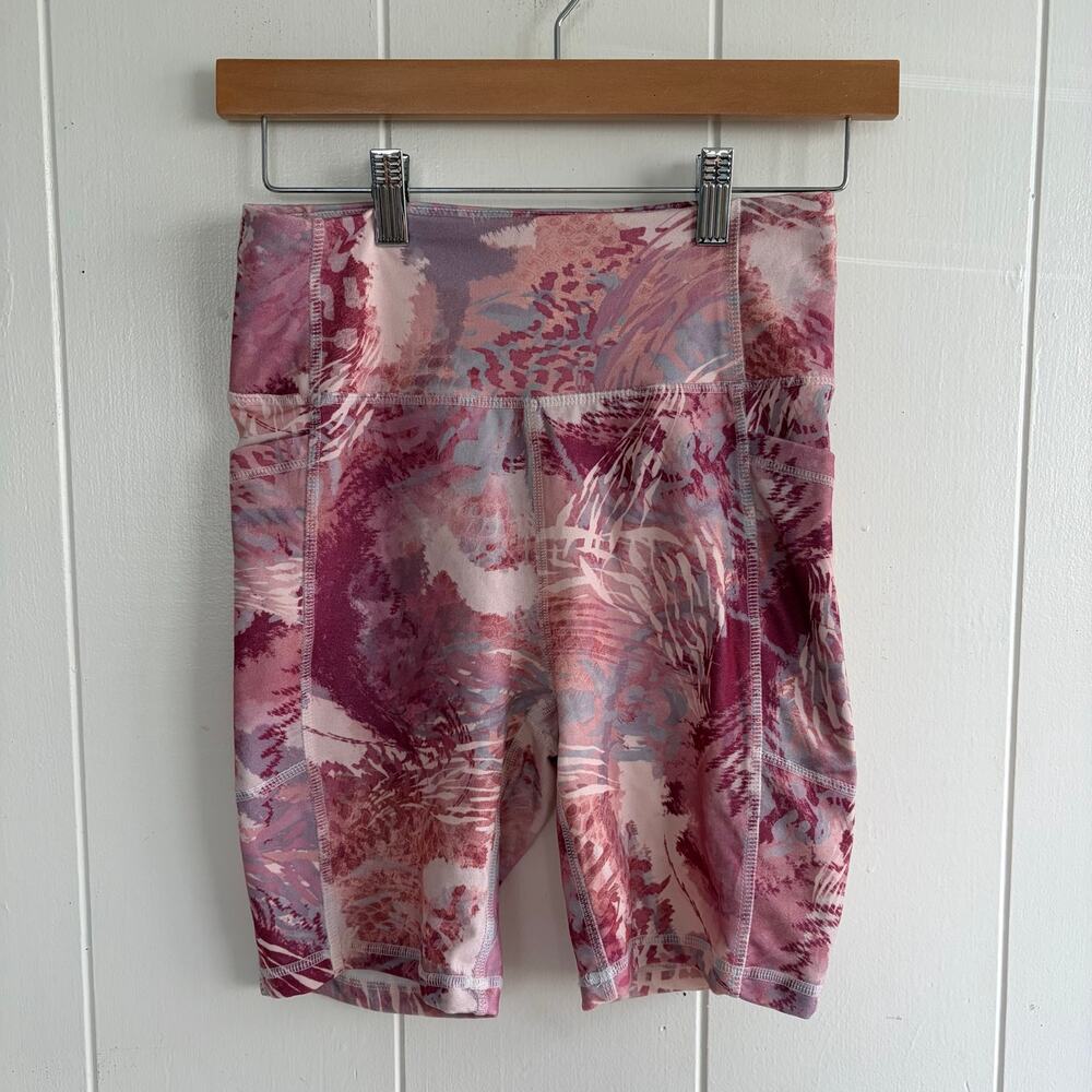 LAUNDRY by Shelli Segal Women's Athletic Spandex Biker Gym Shorts Size Medium